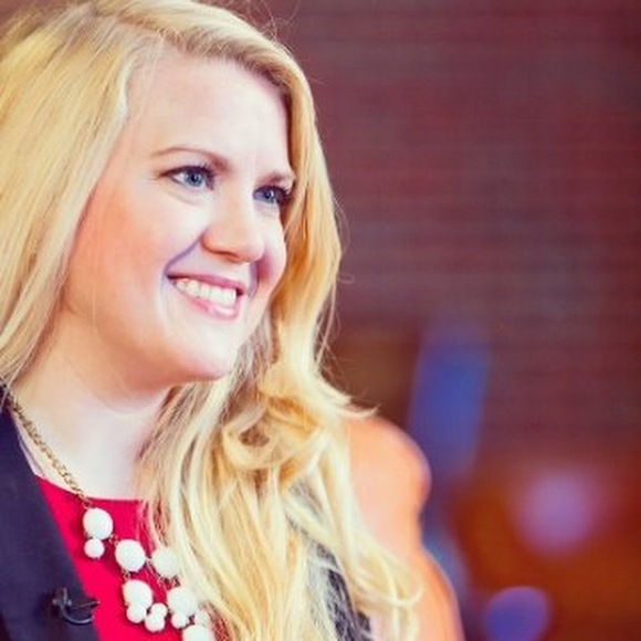 Meet your Posher, Cynthia - Picture 1 of 1